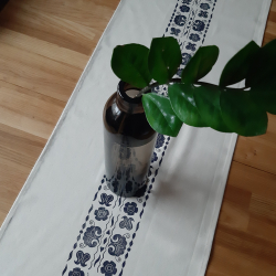Obrus beh Detvianska Huta, 140 x 40 cm